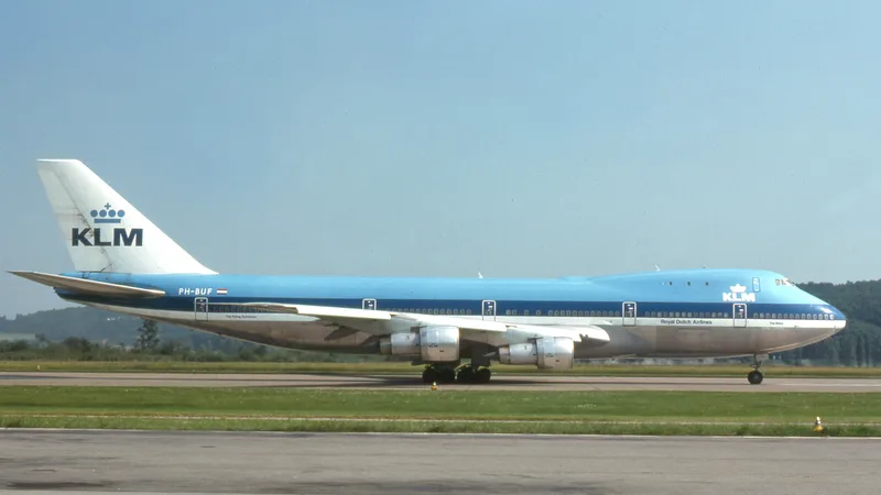 The KLM Boeing 747 PH-BUF, named The Rhine, on a taxiway in 1976 — the aircraft later destroyed in the 1977 Tenerife runway collision.